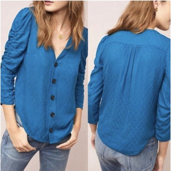 Maeve Tops - Maeve Anthropologie Women Top Blue Rhombus Blouse Size 0 V Neck Ruched Sleeve